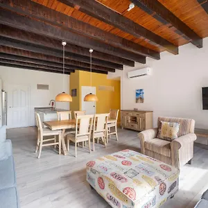 Punda Centre Penthouse Willemstad
